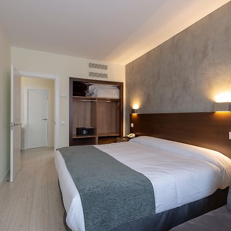 Apartamentos Recoletos Мадрид Экстерьер фото